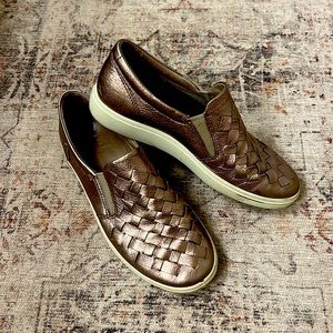 Ecco Bronze slip on sneaker